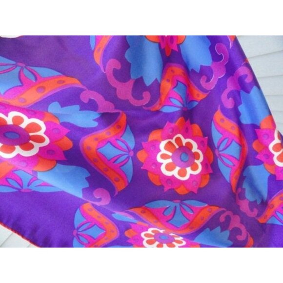 Vtg 1960’s Scarves By Vera All Silk Hand Rolled Purple Pink Orange Psychedelic - Picture 9 of 9